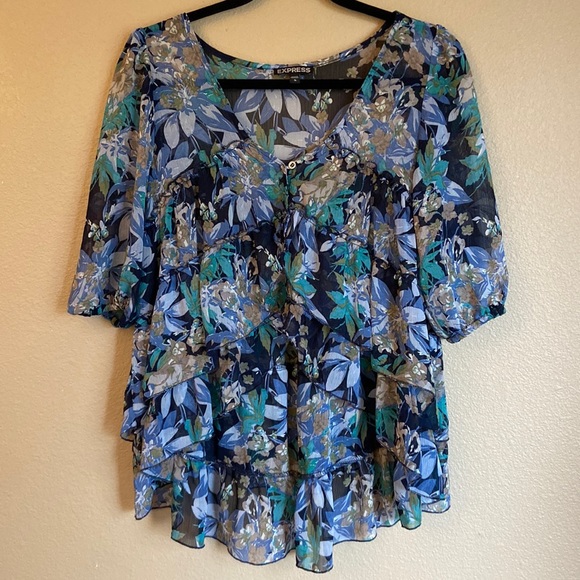 EXPRESS Size S Blue Floral Ruffled Tiered V-Neck Semi-Sheer Hi-Low Blouse - Picture 16 of 16